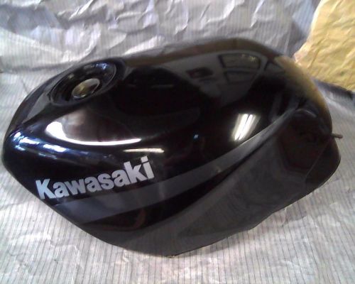 Kawasaki oem 51003-5188-h8 fuel tank zx600 d2-3 1991-92