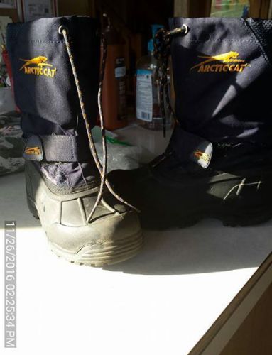 Arctic cat winter lined snowmobile boots black.. youth size 2.