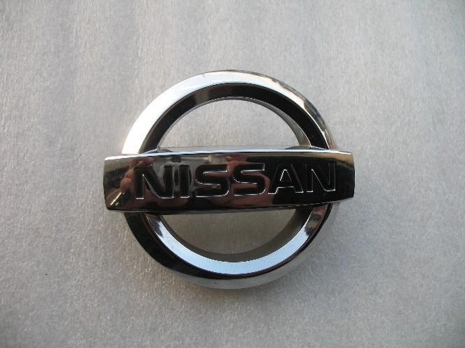 2003 nissan maxima rear trunk chrome emblem logo decal badge oem used 02 03