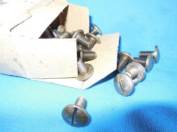 Military 1/4" - 28 round head slotted machine screws 15/32" length  box of 100
