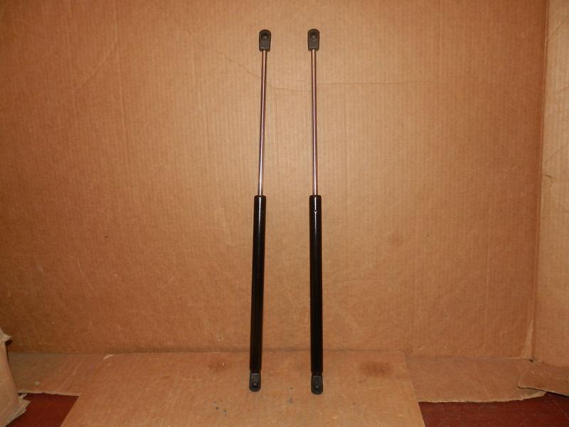 *rv set of two gas struts 80-85# ( new )