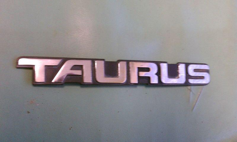 Emblem used decal logo ford taurus trunk lable