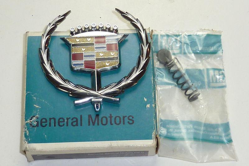 Nos cadillac hood ornament emblem 1971 1978 original eldorado fleetwood brougham