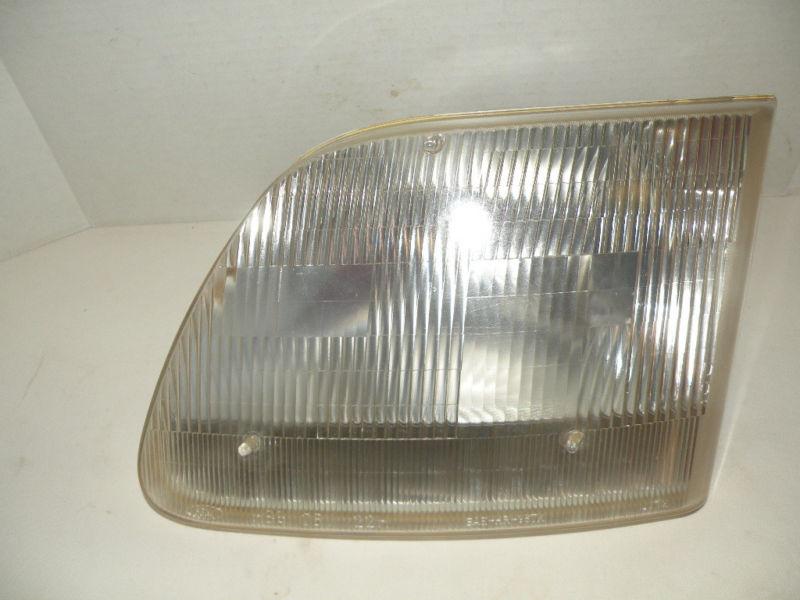 1997-2002 ford expedition headlight  left side  oem