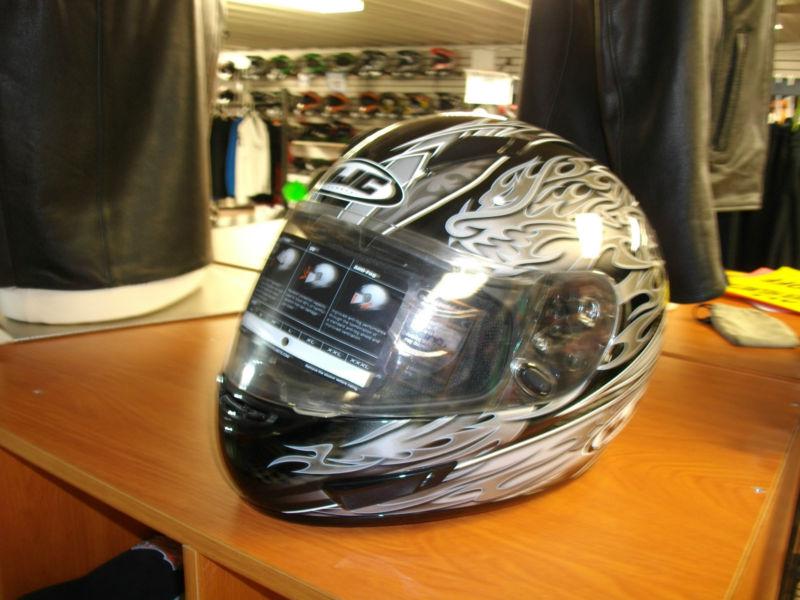 New hjc motorcycle helmet dragon size large