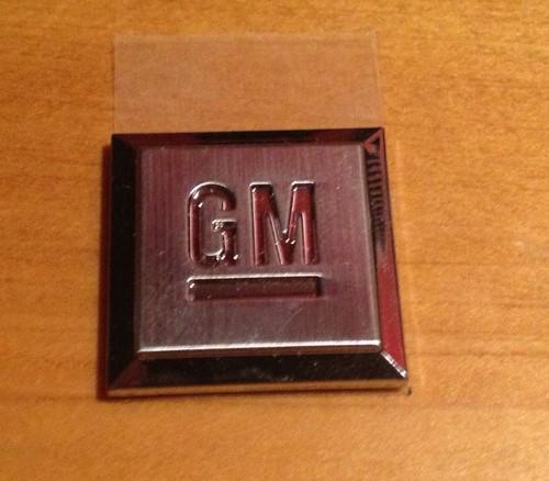 1" mark of excellence emblem buick cadillac chevy gmc hummer oldsmobile pontiac
