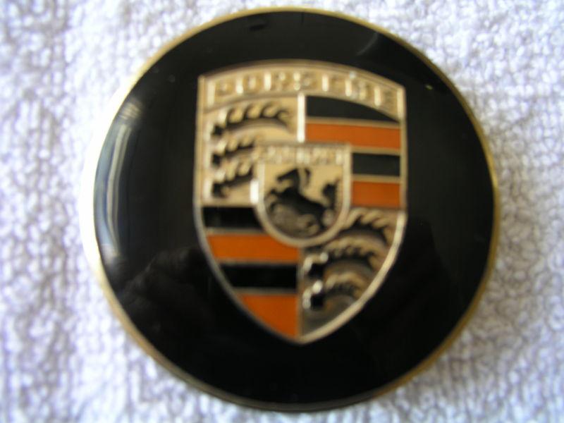 Porsche 356 hub cap emblem