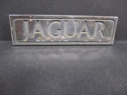 Jaguar emblem ornament oe &#034; jaguar &#034;    rectangle w/ 3 pins