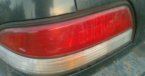1995-96-97 toyota avalon - oem left tail light with bulb and connector