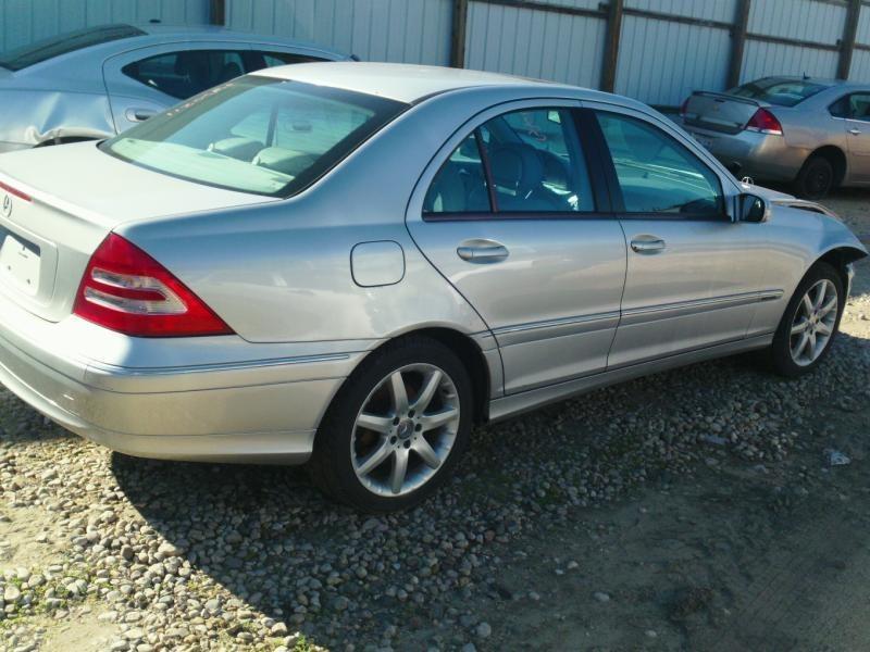 01 02 03 04 05 mercedes c240 back glass 203 type c240 and c320
