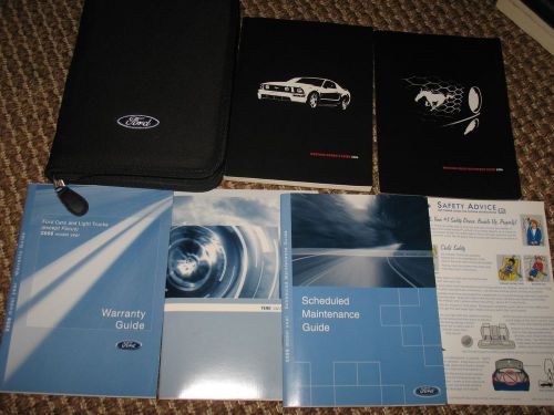 2006 ford mustang owners manual set / guide     nice!!!