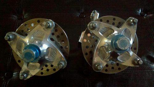 Yfz450 baldwin billet hubs with 4/144 honda bolt pattern