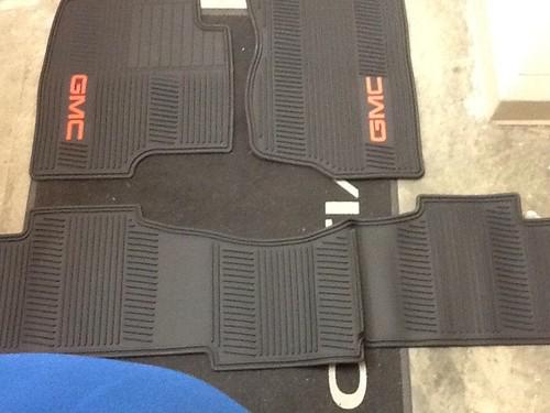 2007 thru 2013 gmc sierra front and rear all weather floor mat set