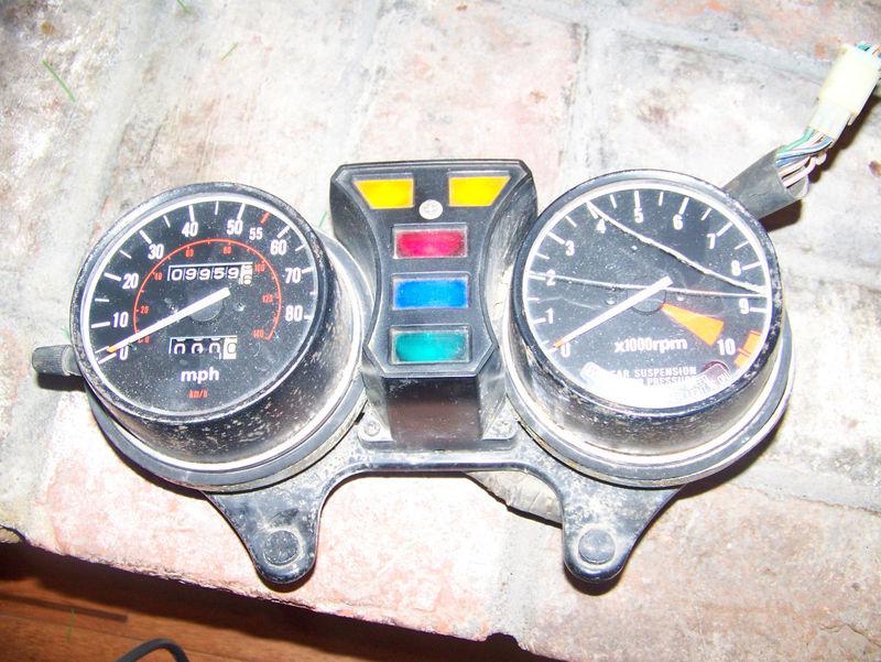 Speedometer and tachometer for a 1980 honda cv900