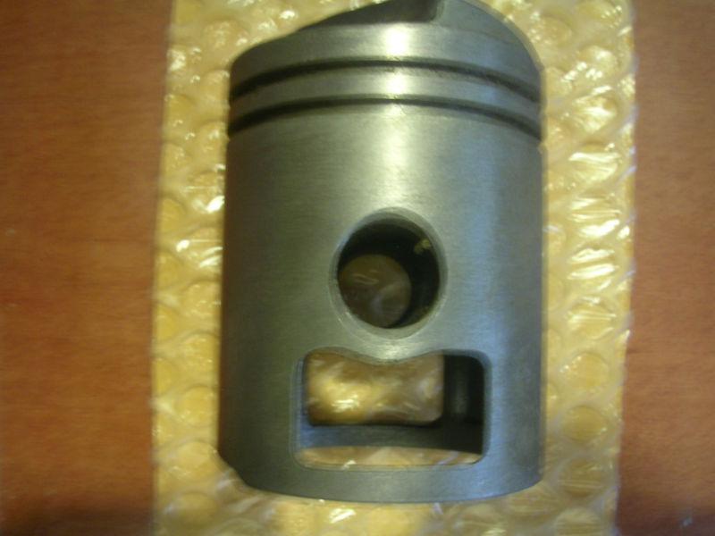 Piaggio  piston 54.5 mm dia (15mm  piston pin hole) 3 m printed on top of piston