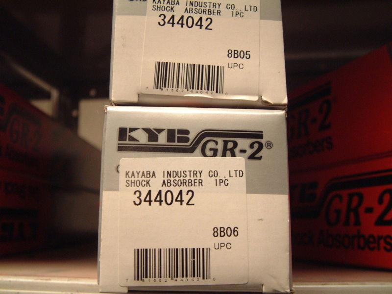 Kyb 344042 shock absorber (set of two)