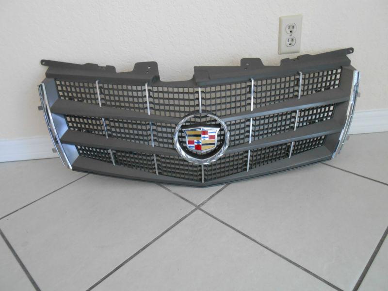 2008 2009 2010 2011 2012 cadillac cts front grille - oem - very nice