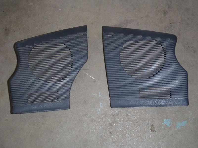 1986 ford mustang lx  speaker grilles front speaker grilles