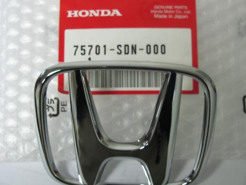 New oem genuine honda civic 2dr rear h emblem 06 07 08 09 10 11 (75701-sdn-000)
