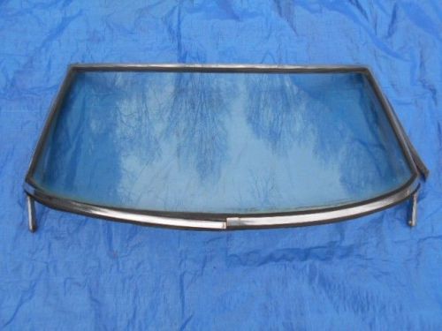 Pinifarina azzurra/ 124 spider used original windshield complete with frame