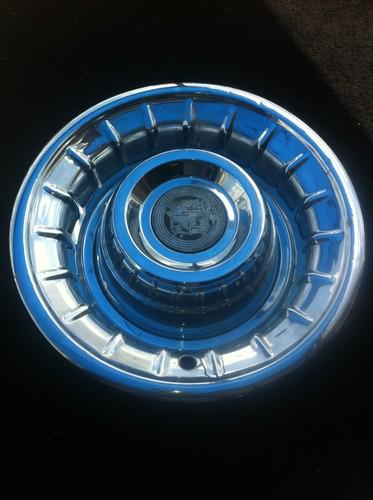 1955-56 oem stainless steel cadillac hubcap/wheel cover 15" sombrero style