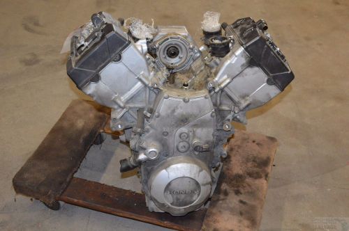 2006 06 honda st1300 motor engine pan european s401198-2