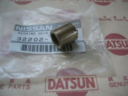 Datsun 1200 pilot bushing genuine (for nissan a12 a14 a15 b110 b210 b310 b120)