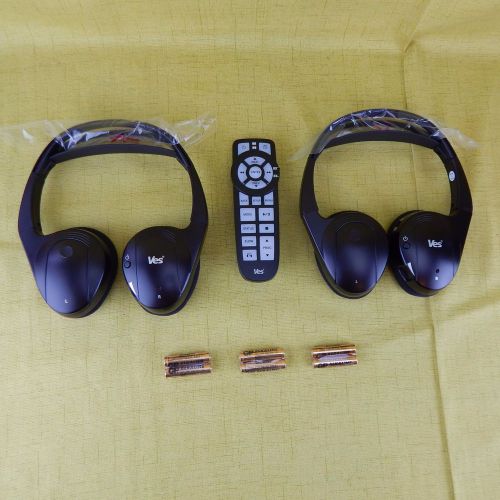 2012 chrysler town &amp; country audio kit head phones remote new in box