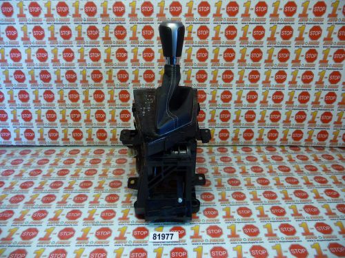 14 15 toyota corolla automatic transmission floor shifter w/boot oem