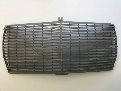 Genuine mercedes w123 radiator grille screen front center oem 1238880923