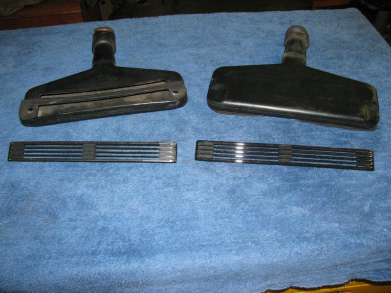 Datsun 240z 1970 1971 early series rear hatch grille and air ducts used