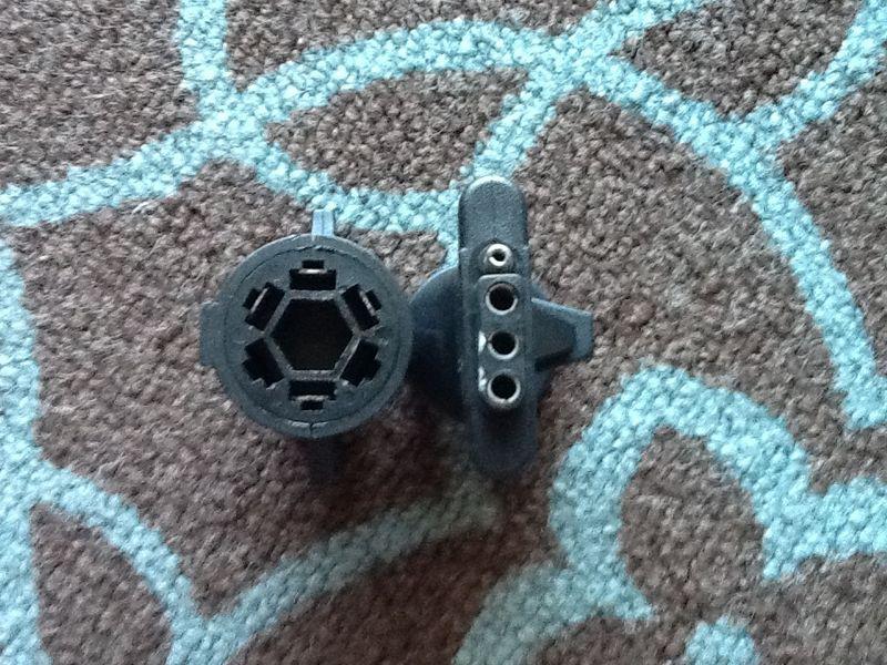 Two 7 to 4 gm trailer wire adapters