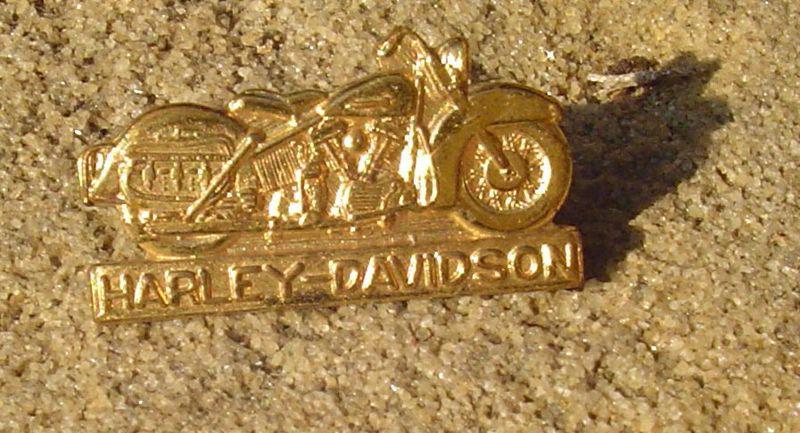 Vintage harley davidson motorcycle pin/nr
