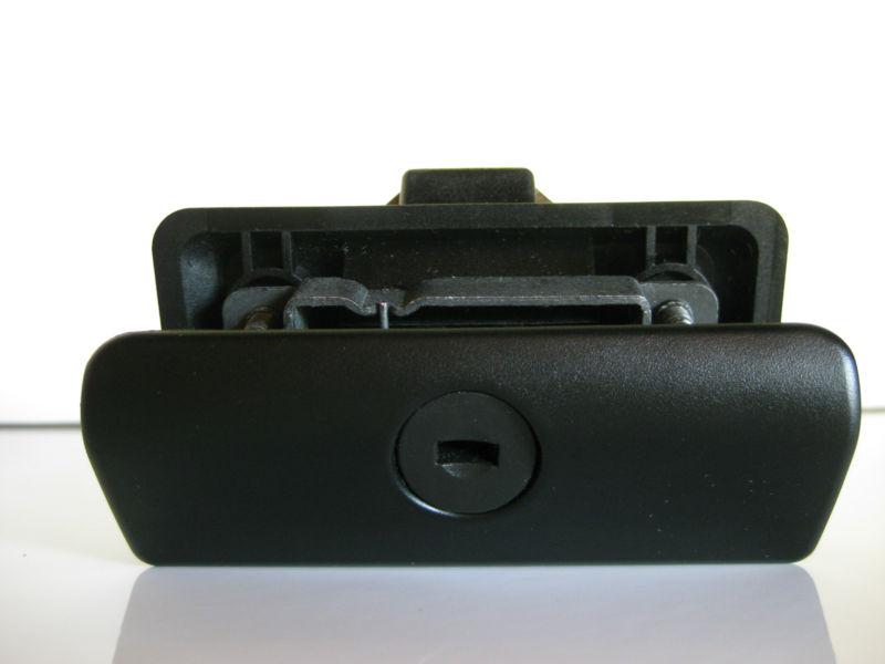 Bmw e46 325i 328i 330i 3 series glove box glovebox handle door lock latch 99-03 