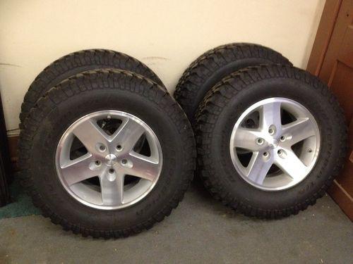 2012 jeep wranger oem wheels and tires