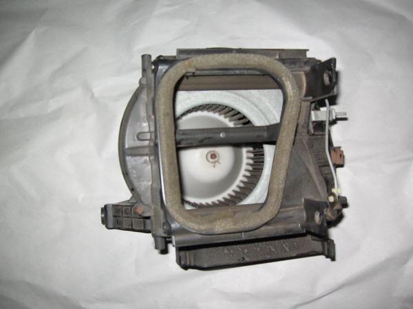 959-99 mitsubishi eclipse oem a/c ac heating blower motor fan and casing