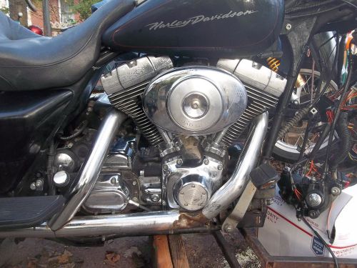 Harley twin cam motor,  1999