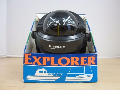 Ritchie boat compass b-51  new in box explorer with mounting bracket