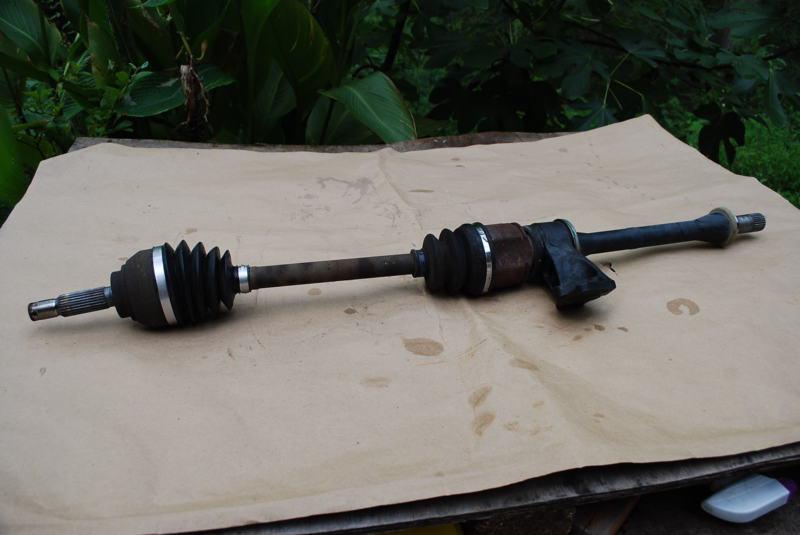 2004 2005 dodge stratus coupe r/t passenger's (right) front outer axle shaft 