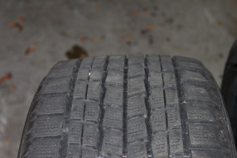 Bridgestone blizzak ws-50 w/uni-t 215/55r17 tire