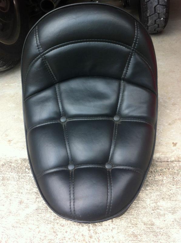 Harley solo motorcycle seat button tuck