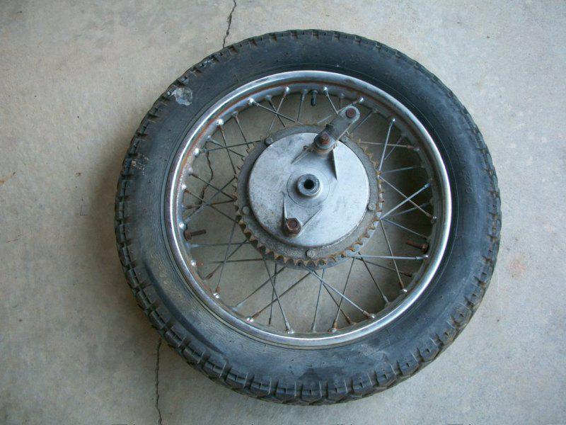 Triumph conical rear wheel dunlop rim hub t120 tr6 650cc 