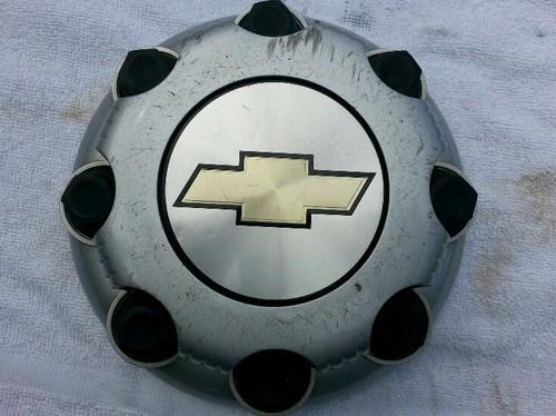 Chevrolet chevy 2001-2011 wheel cover center hub cap suburban silverado 