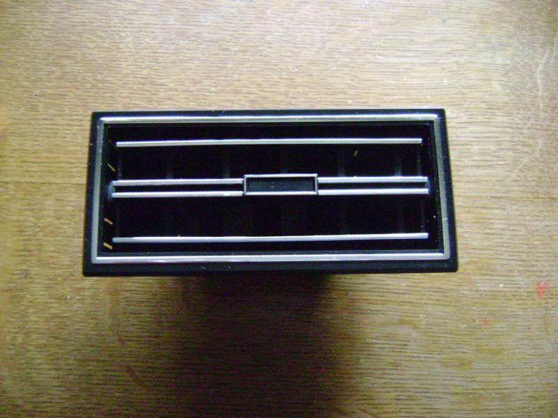 Vintage air louvers in-dash plastic black/chrome rectangle 5.25" x 2.5" each