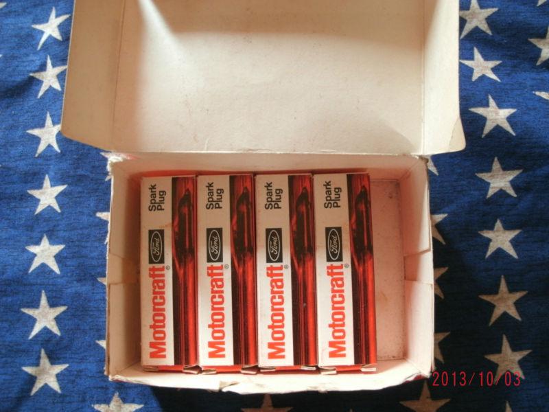 Nos ford motorcraft spark plugs asf52 set of 4 new 