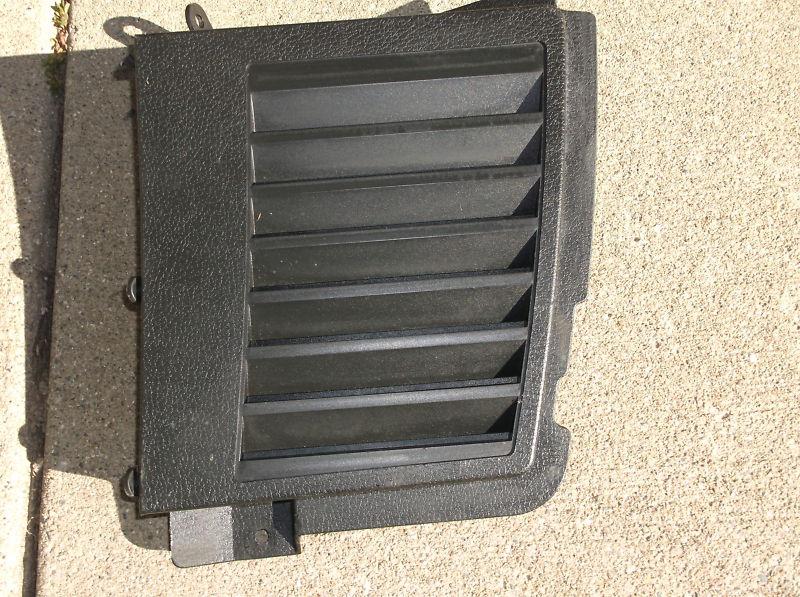 1992 yamaha exciter ii 570 exciter570 left vent cowl cowel -for snowmobile