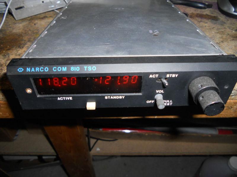 Narco com 810 com radio transceiver