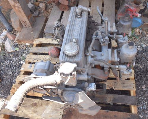 1966 datsun roadster engine-intake,exhaust manifolds,carbs-complete-runs great