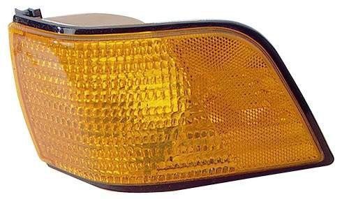 Turn signal / side marker light assembly front left fits 89-90 buick century