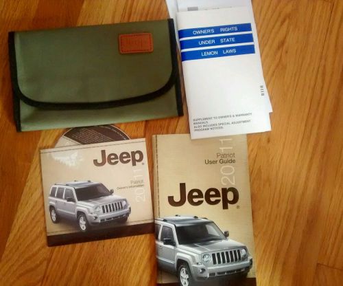 Original 2011 jeep patriot owners manual set with case